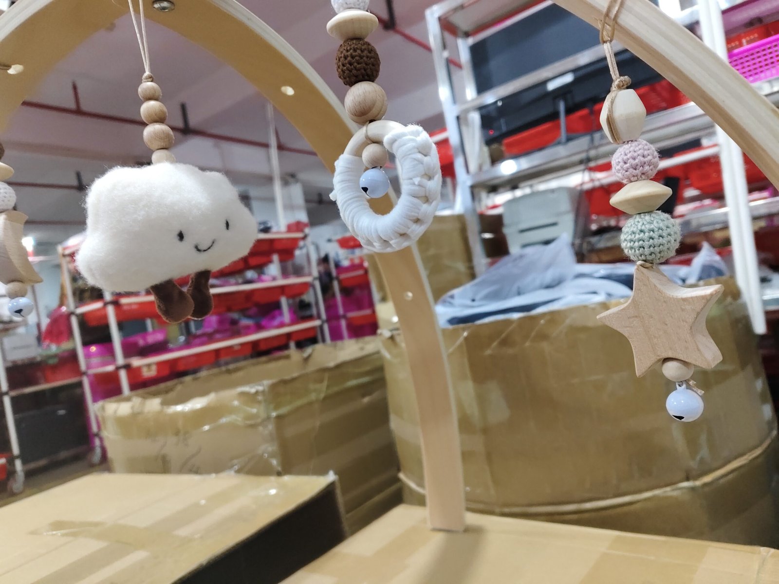 Gimnasio de Actividades de Madera para Bebé – Estimulación Temprana Montessori - Imagen 9